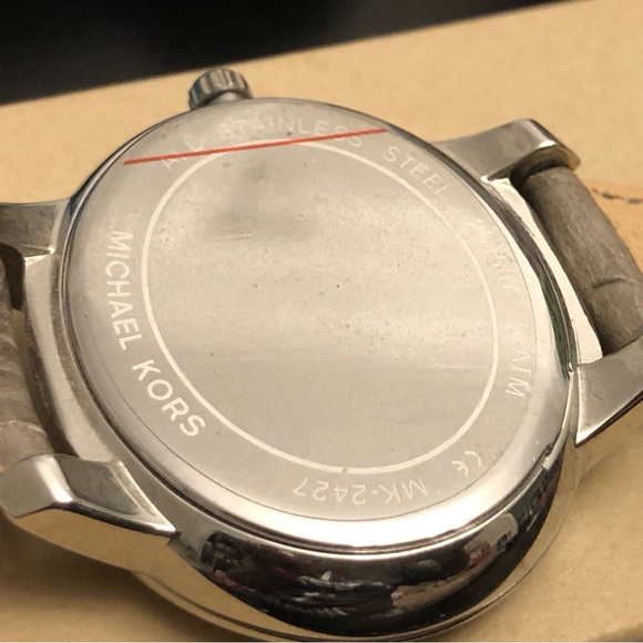 Michael Kors Pave Watch with Grey Leather Straps - Picture 6 of 13